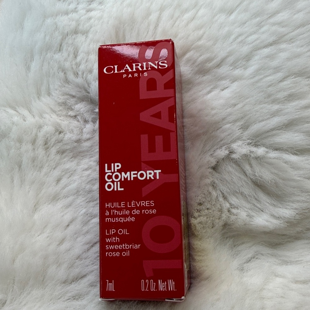 💋NIB💋 CLARINS Lip Comfort Oil in 54 ICONIC RED - Picture 2 of 2